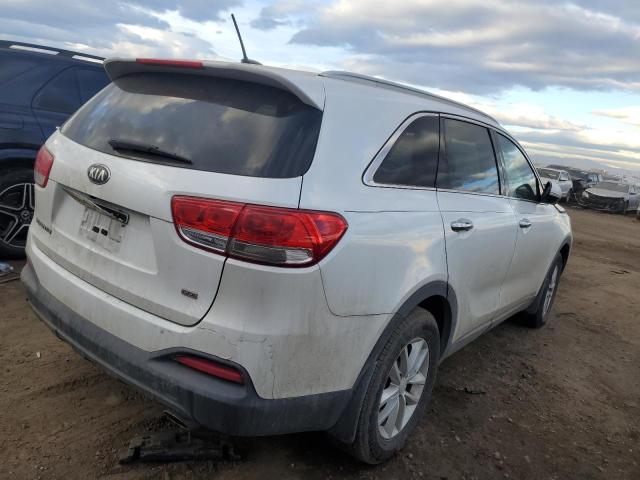 5XYPGDA35HG256537 - 2017 KIA SORENTO LX WHITE photo 3