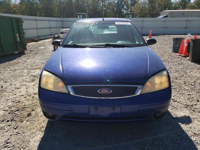 3FAFP37N85R106735 - 2005 FORD FOCUS ZX5 BLUE photo 5