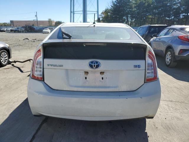 JTDKN3DU0E1735197 - 2014 TOYOTA PRIUS WHITE photo 6