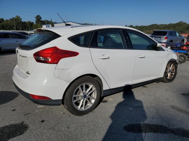 1FADP3K23GL255236 - 2016 FORD FOCUS SE SILVER photo 3