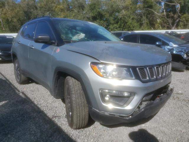 3C4NJDDB7KT739863 - 2019 JEEP COMPASS TRAILHAWK GRAY photo 4