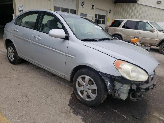 KMHCN46C18U276369 - 2008 HYUNDAI ACCENT GLS SILVER photo 4