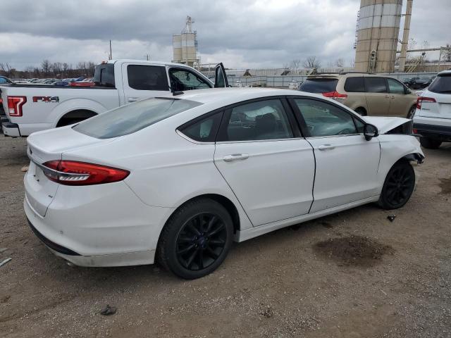 3FA6P0H78HR259974 - 2017 FORD FUSION SE WHITE photo 3