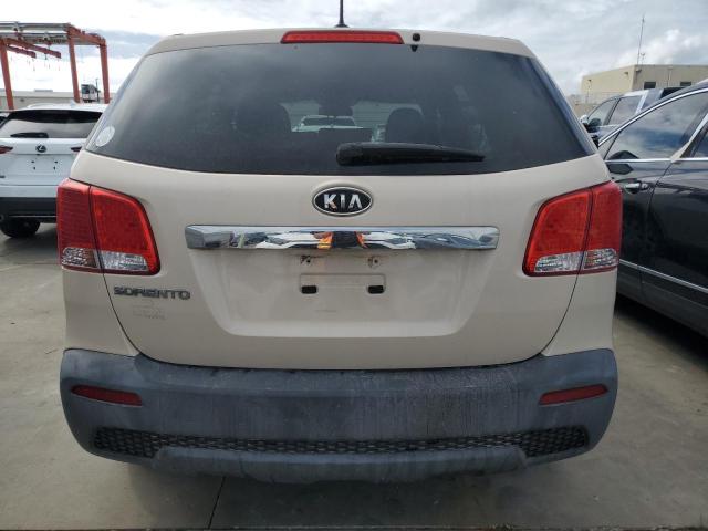 5XYKT3A11BG080043 - 2011 KIA SORENTO BASE CREAM photo 6