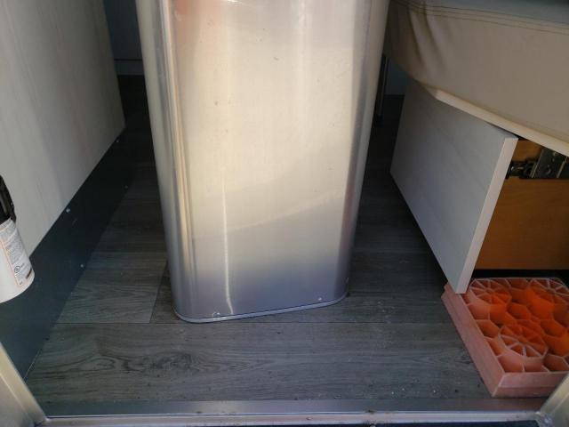 1STHRAC17HJ538673 - 2017 AIRS TRAILER 银色 照片 9