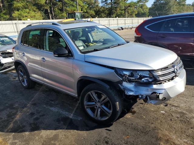 WVGTV7AX4HK019469 - 2017 VOLKSWAGEN TIGUAN SPORT SILVER photo 4