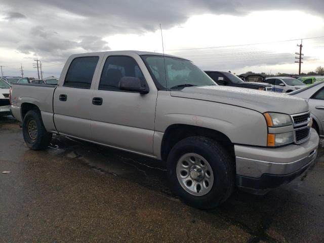 2GCEK13V371138420 - 2007 CHEVROLET SILVERADO K1500 CLASSIC CREW CAB SILVER photo 4