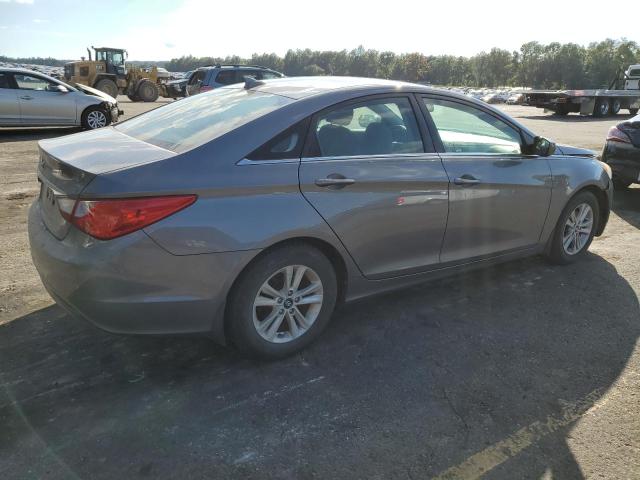 5NPEB4AC4DH781789 - 2013 HYUNDAI SONATA GLS GRAY photo 3