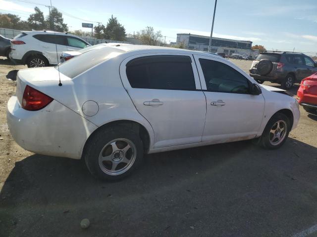 1G1AK58F887268116 - 2008 CHEVROLET COBALT LS WHITE photo 3