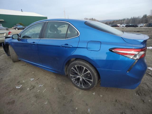 4T1B11HK7JU065788 - 2018 TOYOTA CAMRY L BLUE photo 2