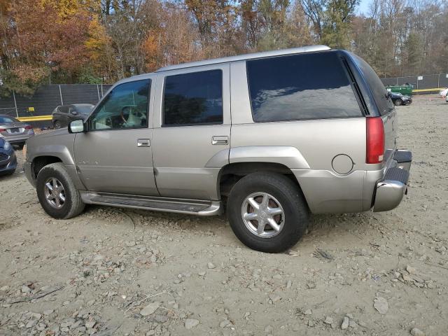 1GYEK13R3XR408458 - 1999 CADILLAC ESCALADE TAN photo 2