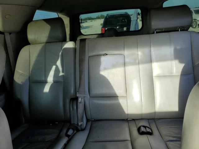 1GNSCJE01CR103076 - 2012 CHEVROLET SUBURBAN C1500 LT WHITE photo 10