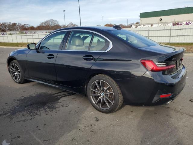 3MW5R7J00M8B83959 - 2021 BMW 330XI BLACK photo 2