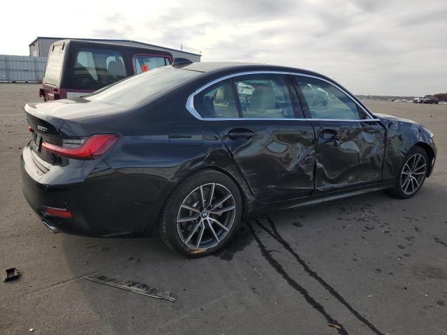 3MW5R7J00M8B83959 - 2021 BMW 330XI BLACK photo 3