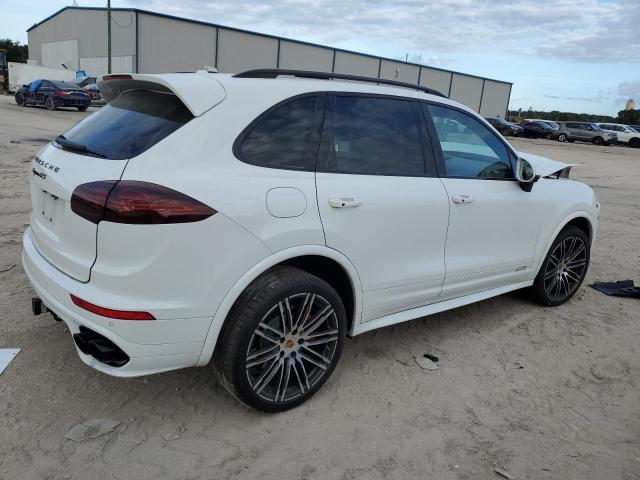 WP1AD2A25GLA73246 - 2016 PORSCHE CAYENNE GTS WHITE photo 3