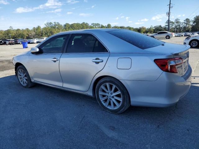 4T1BF1FK6CU149883 - 2012 TOYOTA CAMRY BASE SILVER photo 2