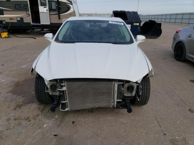 1FA6P0H71E5395779 - 2014 FORD FUSION SE WHITE photo 5