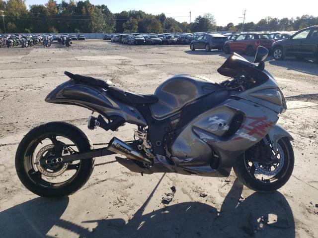 JS1GX72B0H2100790 - 2017 SUZUKI GSX1300 RA GRAY photo 1