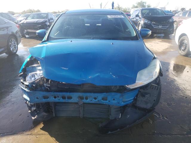 1FADP3K27EL195796 - 2014 FORD FOCUS SE BLUE photo 5