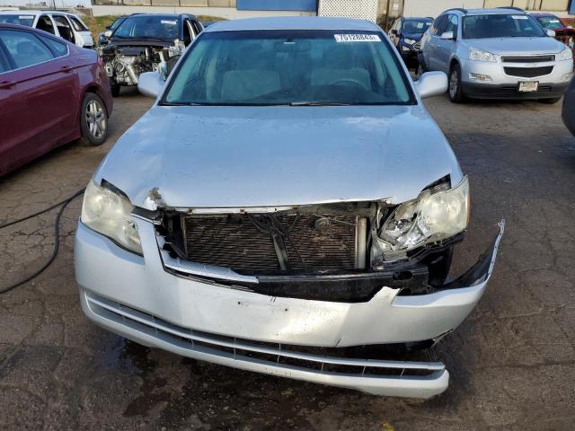 4T1BK36B27U188998 - 2007 TOYOTA AVALON XL SILVER photo 5