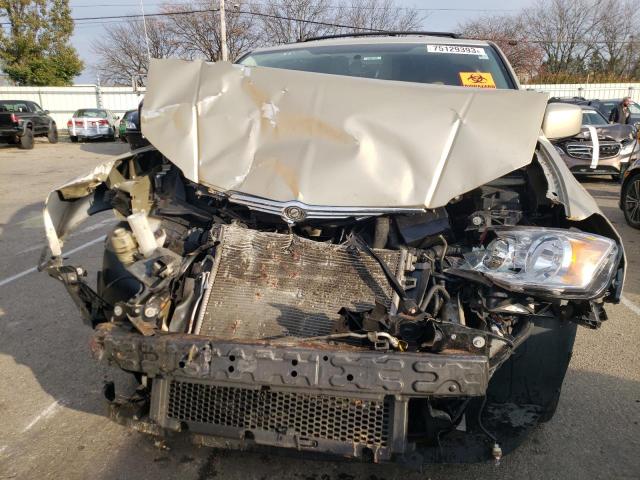 2A4RR5D18AR386813 - 2010 CHRYSLER TOWN & COU TOURING 米色 照片 5