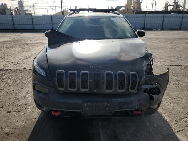 1C4PJMBS1GW189184 - 2016 JEEP CHEROKEE TRAILHAWK BLACK photo 5