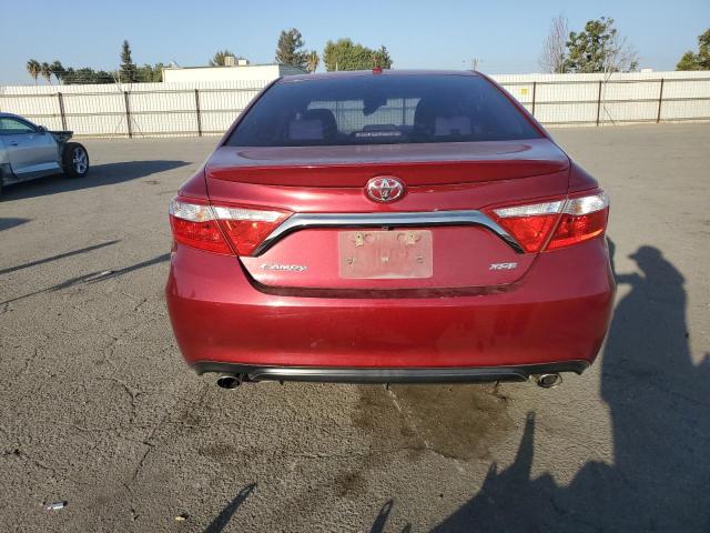 4T1BK1FKXFU566326 - 2015 TOYOTA CAMRY XSE BURGUNDY photo 6