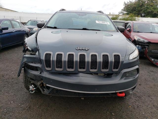 1C4PJMBS7GW301552 - 2016 JEEP CHEROKEE TRAILHAWK BLACK photo 5