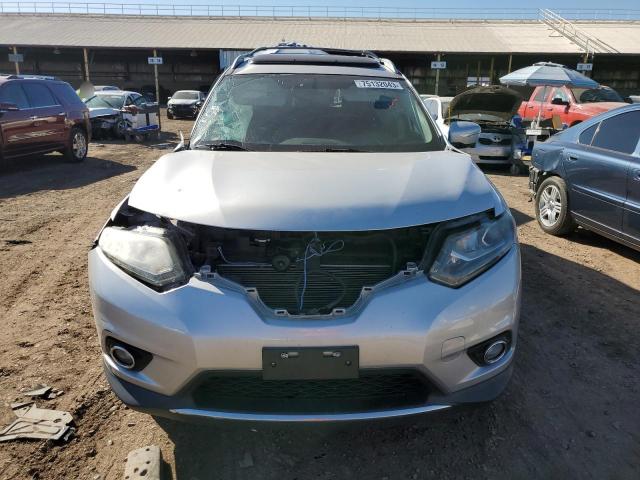 5N1AT2MT1EC775176 - 2014 NISSAN ROGUE S SILVER photo 5