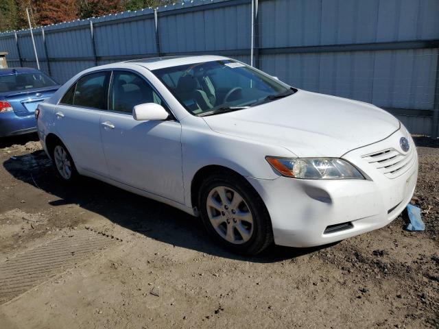 4T1BE46K27U613584 - 2007 TOYOTA CAMRY CE WHITE photo 4