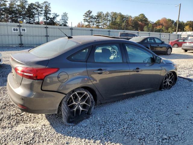 1FADP3H25HL302338 - 2017 FORD FOCUS SEL GRAY photo 3