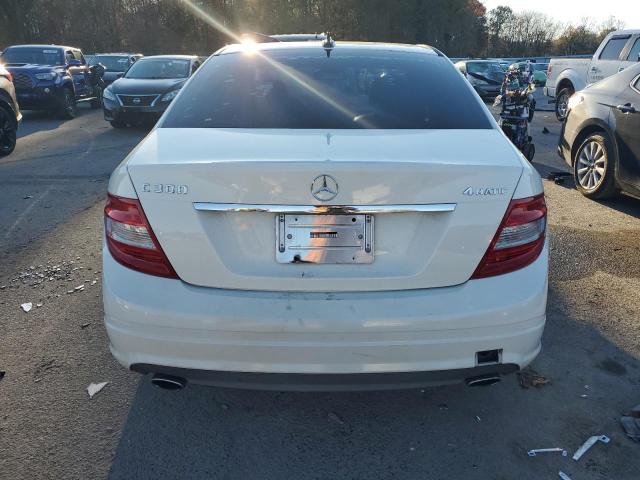 WDDGF81X79F275579 - 2009 MERCEDES-BENZ C 300 4MATIC WHITE photo 6