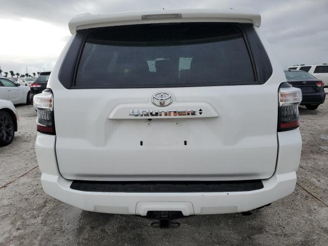 JTEEU5JR6R5306250 - 2024 TOYOTA 4RUNNER SR5 WHITE photo 6