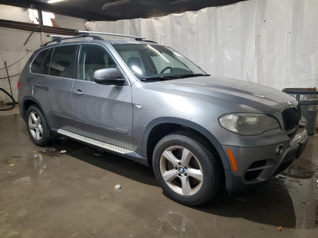 5UXZV8C59BL418877 - 2011 BMW X5 XDRIVE50I SILVER photo 4