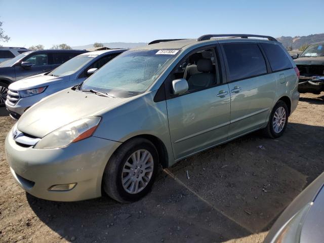 2008 TOYOTA SIENNA XLE, 