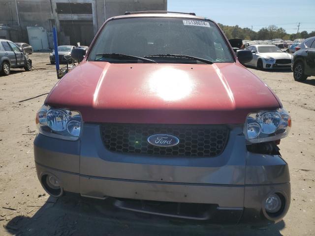 1FMYU03185KA84202 - 2005 FORD ESCAPE XLT RED photo 5