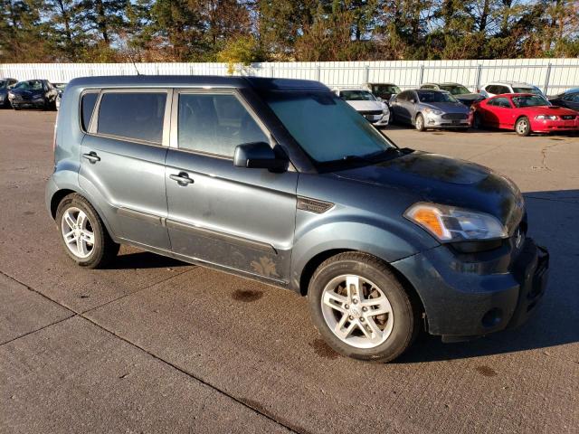 KNDJT2A24B7227628 - 2011 KIA SOUL + GRAY photo 4