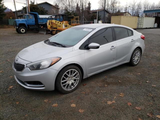 KNAFK4A69G5524207 - 2016 KIA FORTE LX SILVER photo 1