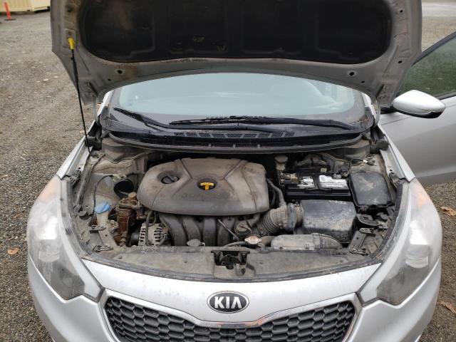 KNAFK4A69G5524207 - 2016 KIA FORTE LX SILVER photo 11