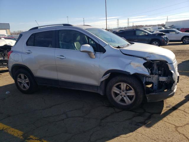 KL7CJLSB7FB191081 - 2015 CHEVROLET TRAX 1LT SILVER photo 4