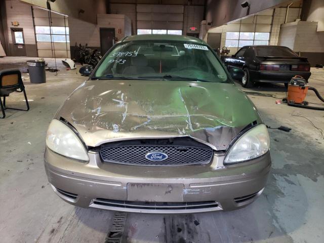 1FAFP53U45A128699 - 2005 FORD TAURUS SE TAN photo 5