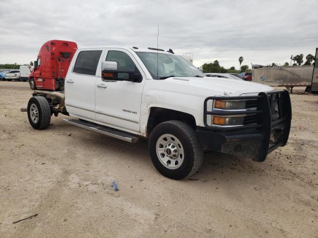 1GC4K0C80GF157788 - 2016 CHEVROLET SILVERADO K3500 LTZ WHITE photo 4