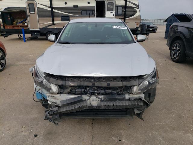 1N4BL4BV5KC235999 - 2019 NISSAN ALTIMA S SILVER photo 5