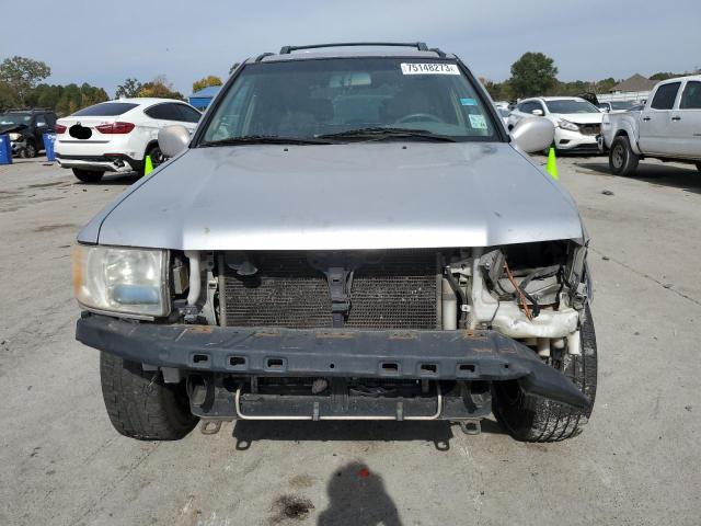 JNRDR09X22W212549 - 2002 INFINITI QX4 SILVER photo 5