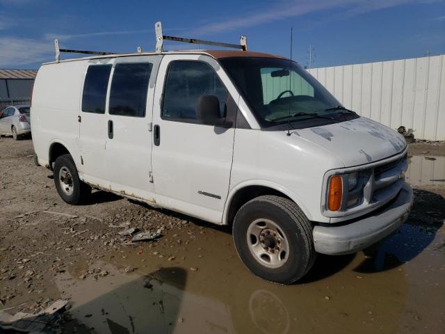 1GCHG35R5Y1238651 - 2000 CHEVROLET EXPRESS G3 WHITE photo 4