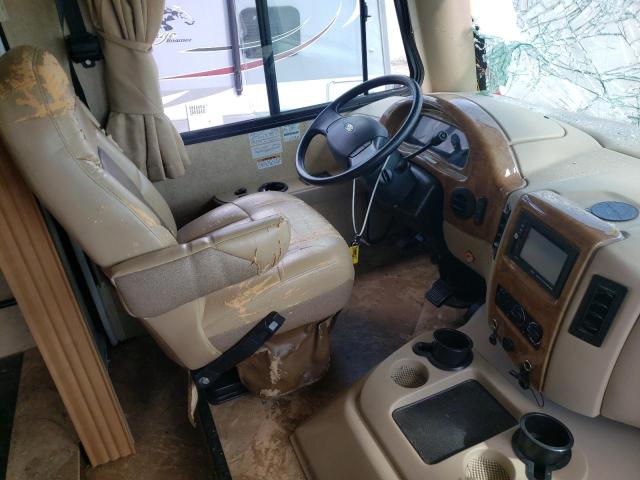 1F65F5DY9G0A06085 - 2016 FORD F53 BEIGE photo 5