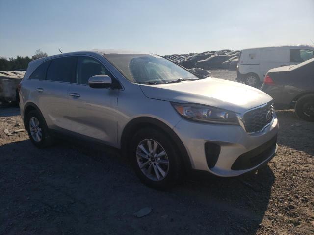 5XYPG4A31KG583086 - 2019 KIA SORENTO L SILVER photo 4