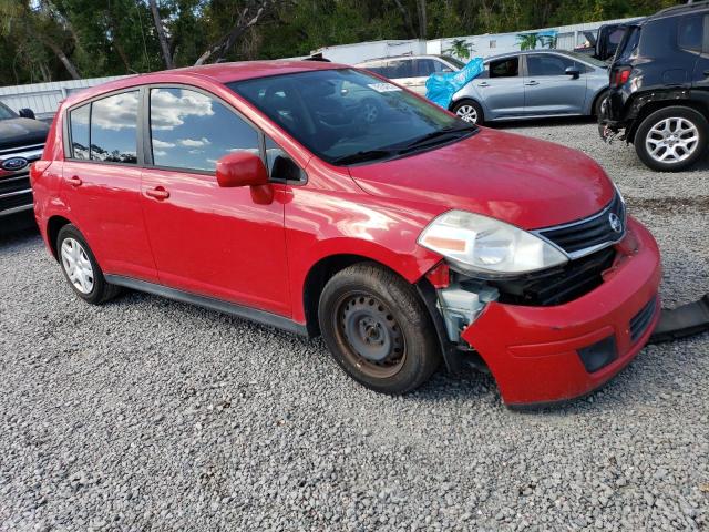 3N1BC1CP4AL366887 - 2010 NISSAN VERSA S RED photo 4