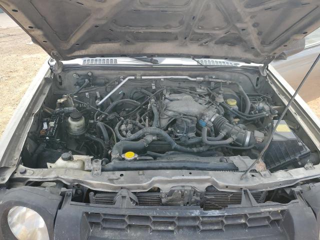 5N1ED28T24C616948 - 2004 NISSAN XTERRA XE GRAY photo 12