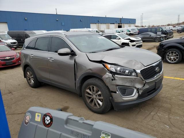 5XYPG4A37GG020020 - 2016 KIA SORENTO LX GRAY photo 4